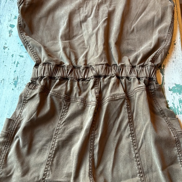 MARY LAWLESS LEE X SPLENDID utility jumpsuit | brown | Small | NWT | RUNS LARGE - Picture 7 of 9